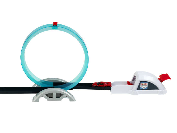 klein Parkhaus BOSCH Car Service Mega Universe